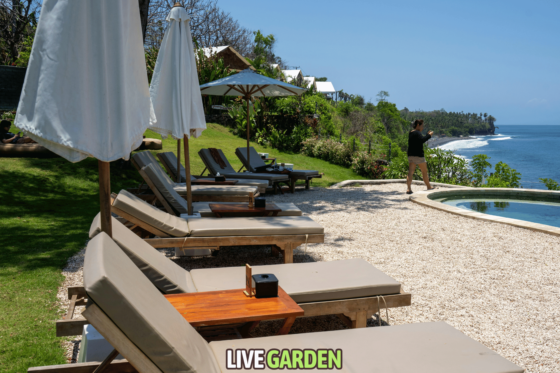 Ürünleriniz deki demir,Alüminyum kırık kaynak islerinizide bizler hallediyoruz. Live Garden Farkıyla Hizmetinizdeyiz.